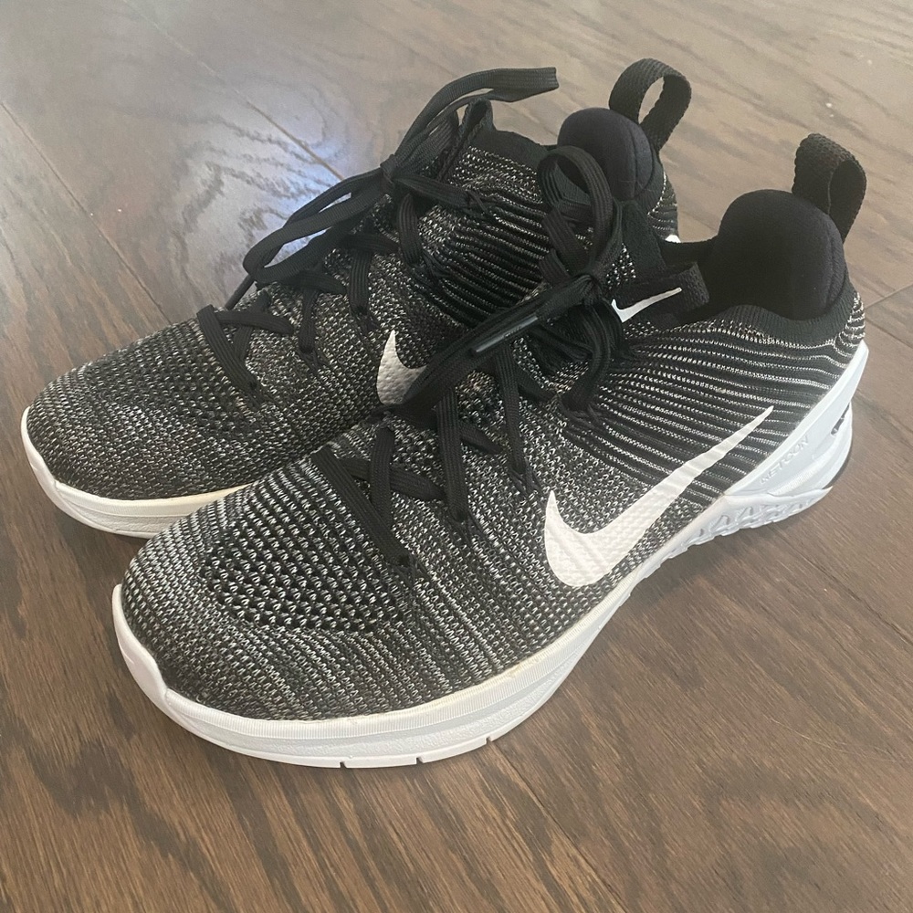 Nike Womens Metcon DSX Flyknit